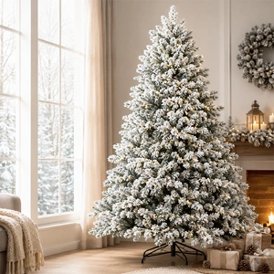 Kunstkerstboom met sneeuw