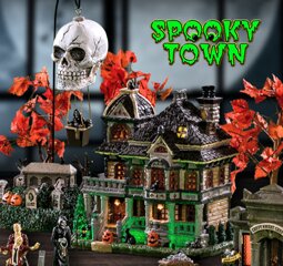 Lemax Spooky Town